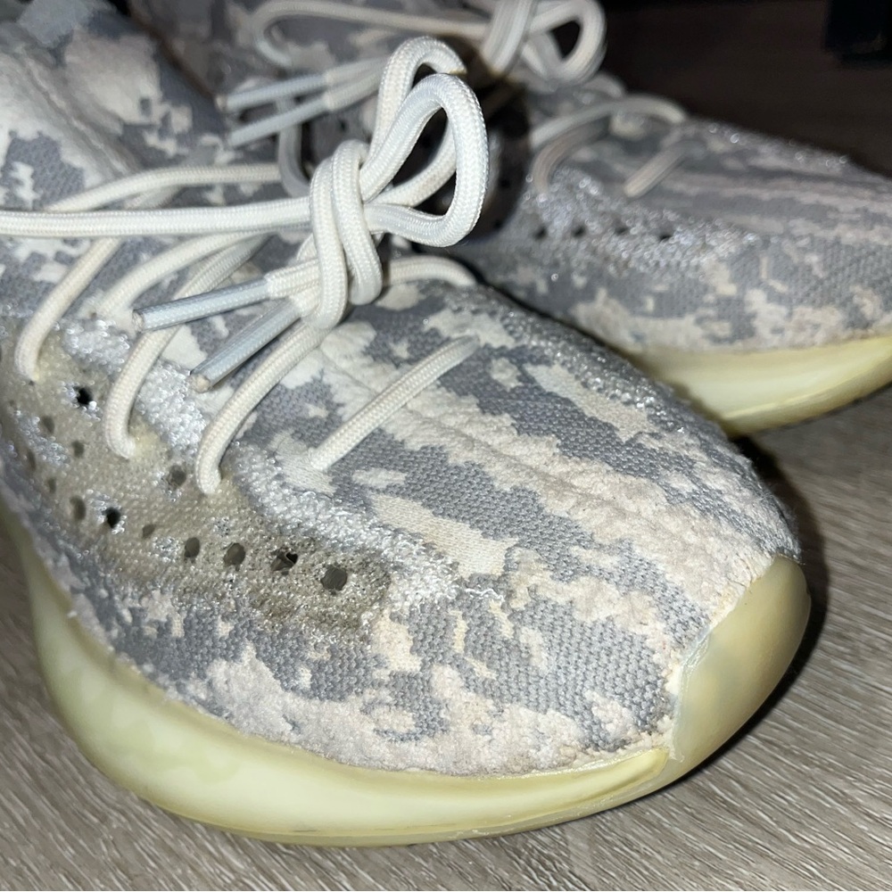 Yeezy 380 Alien